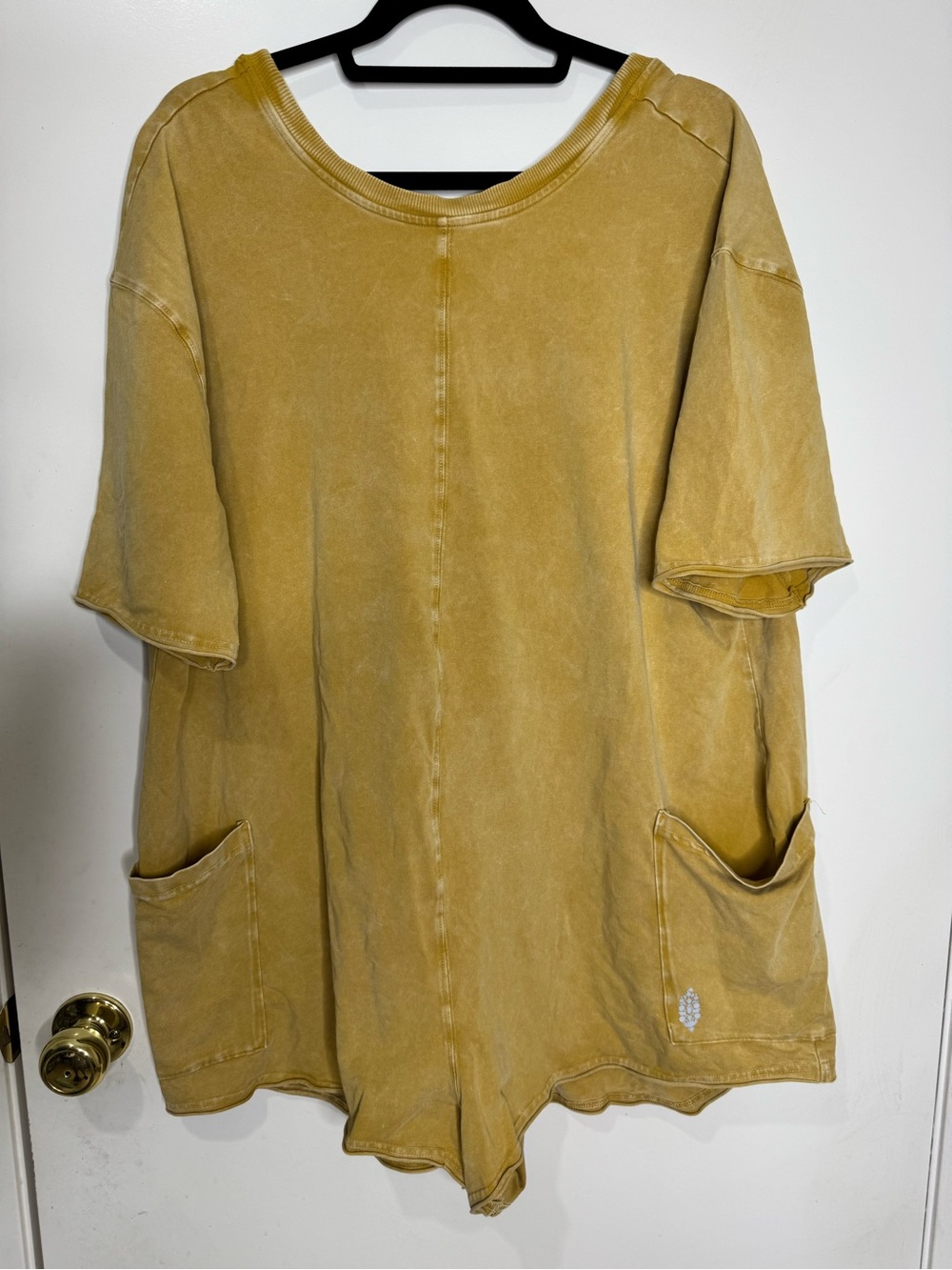 Free People Movement Hot Shot Tee Romper Dried Palm Size L - Picture 3 of 7
